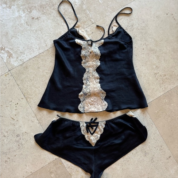 Victoria Secret’s SILK lace cami and shorts sz M - Picture 5 of 6